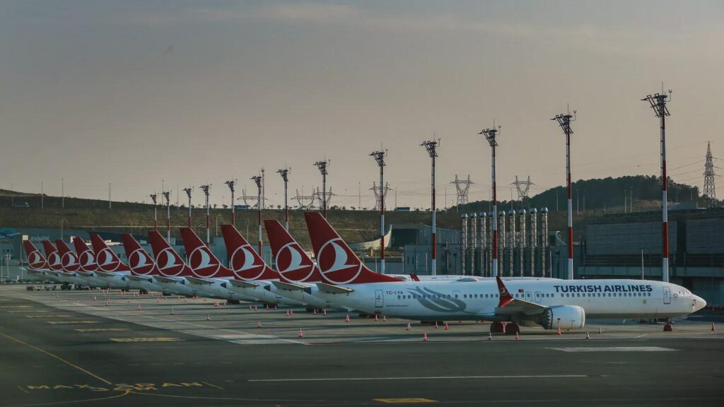 The Tourism Committee of Armenia announced that talks are ongoing to launch direct flights between Yerevan and Los Angeles. Committee Chair Lusine Gevorgyan stated that such a route is technically feasible thanks to Turkish Airlines’ capacity and the strength of its global network.