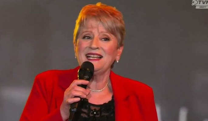 Veteran singer Helen Micallef dies aged 75