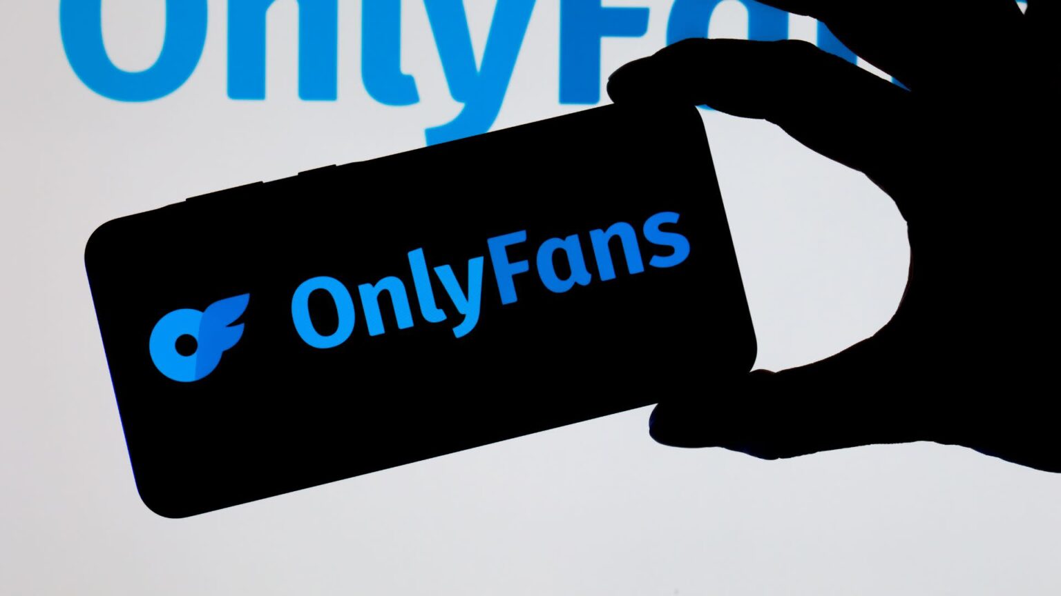 Turkey Detains 16 People in $6.9M OnlyFans Probe