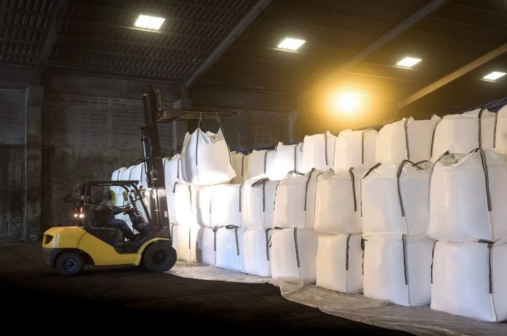 Solvay to cut soda ash capacity at Spain plant to 420 kilotons