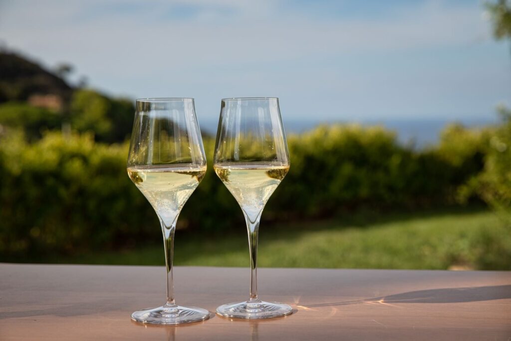 Purcari Wineries bids for rival Romanian group Serve Ceptura