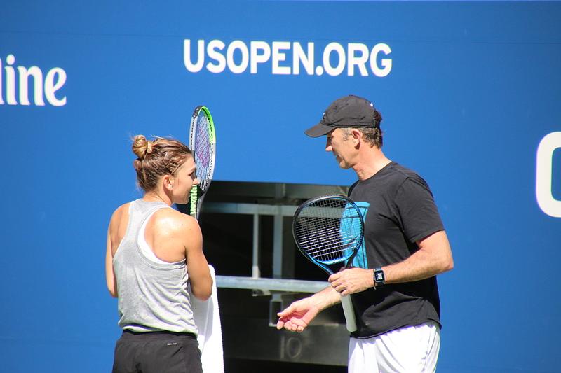 Simona Halep’s former coach Darren Cahill to be special guest at her retirement event in Romania Simona Halep’s former coach Darren Cahill to be special guest at her retirement event in Romania
