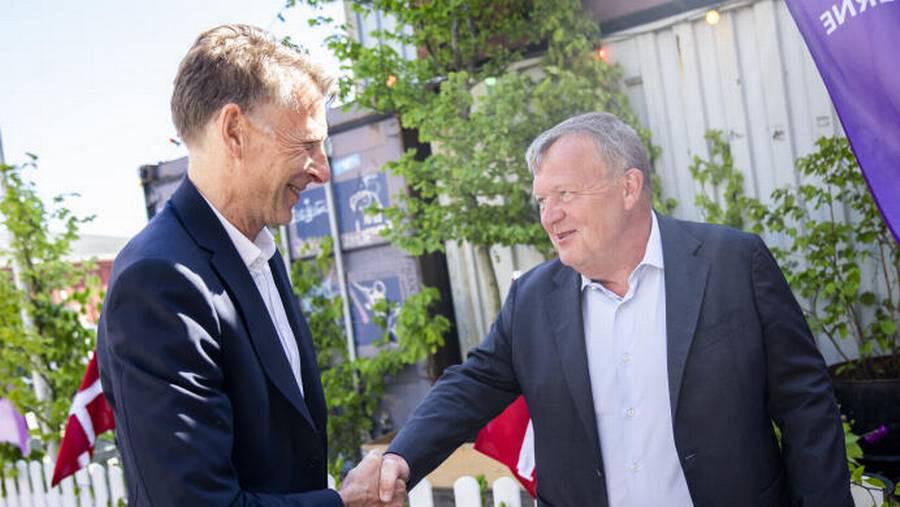 Another story about Løkke trying to buy a mandate. (From Ekstra Bladet: Jon Stephensen drops a bombshell: They offered me DKK 1.3 million)
