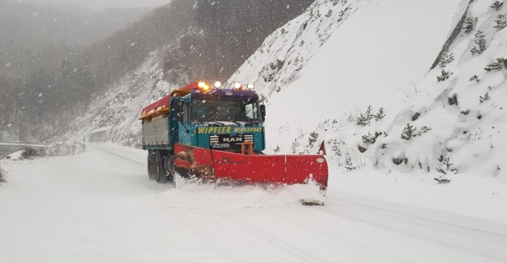 Bulgaria issues weather warnings for February 21 over forecast heavy snowfalls – The Sofia Globe