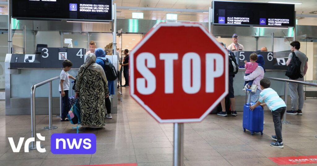 Constitutional Court blows back federal government: stricter rules on family reunification and reception of asylum seekers suspended Constitutional Court blows back federal government: stricter rules on family reunification and reception of asylum seekers suspended