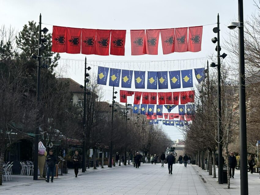 The square begins to be decorated for the 18th anniversary of Kosovo's independence