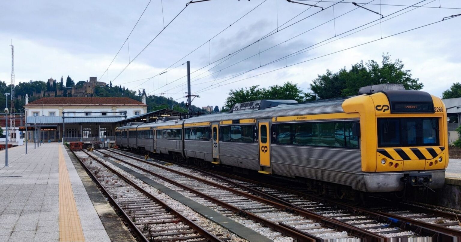 CP workers join general strike in Portugal Bad weather suspends train service in Portugal