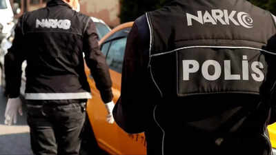 Türkiye’s midnight anti-narcotics crackdown in Ramadan 2026: 346 arrested, drugs and weapons seized across 5 provinces