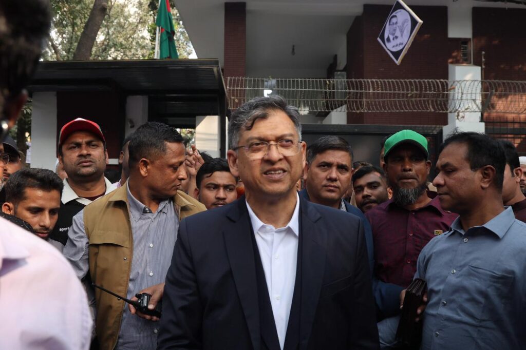 Supporters and leaders of the Bangladesh Nationalist Party (BNP) gather at the Gulshan office of party chairperson Tarique Rahman in Dhaka, Bangladesh on February 13, 2026. (AA Photo)