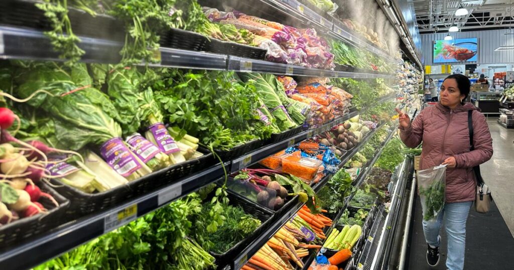 Economic growth weaker than thought in fourth quarter with government shutdown, consumer pullback