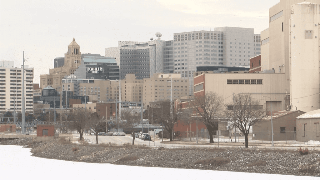 Rochester businesses less optimistic about 2026, says Economic Summit's Business Outlook Survey - ABC 6 News