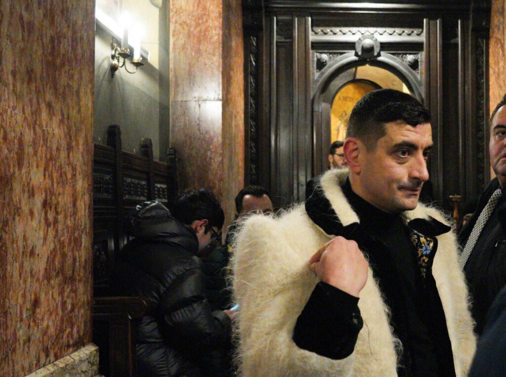 VIDEO "Sovereignist" George Simion begs his "friends" from the USA and Europe to restore democracy in Romania: "We need help"