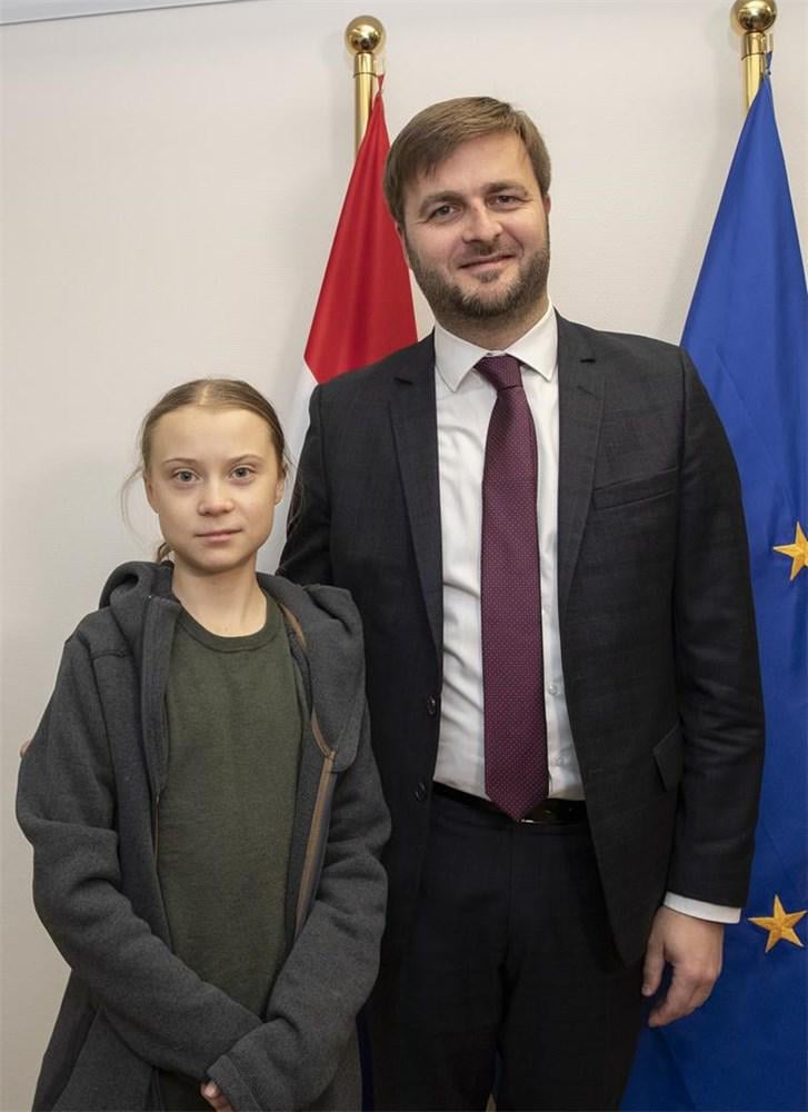 Important bilateral meetings as soon as he entered the ministerial chair