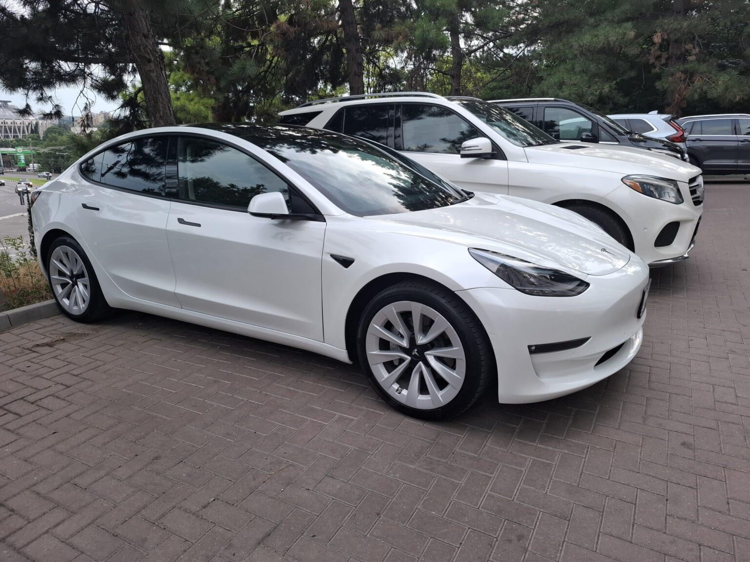 How realistic is it to drive a Tesla in Chisinau? Is it worth it or is it more stress than benefit?