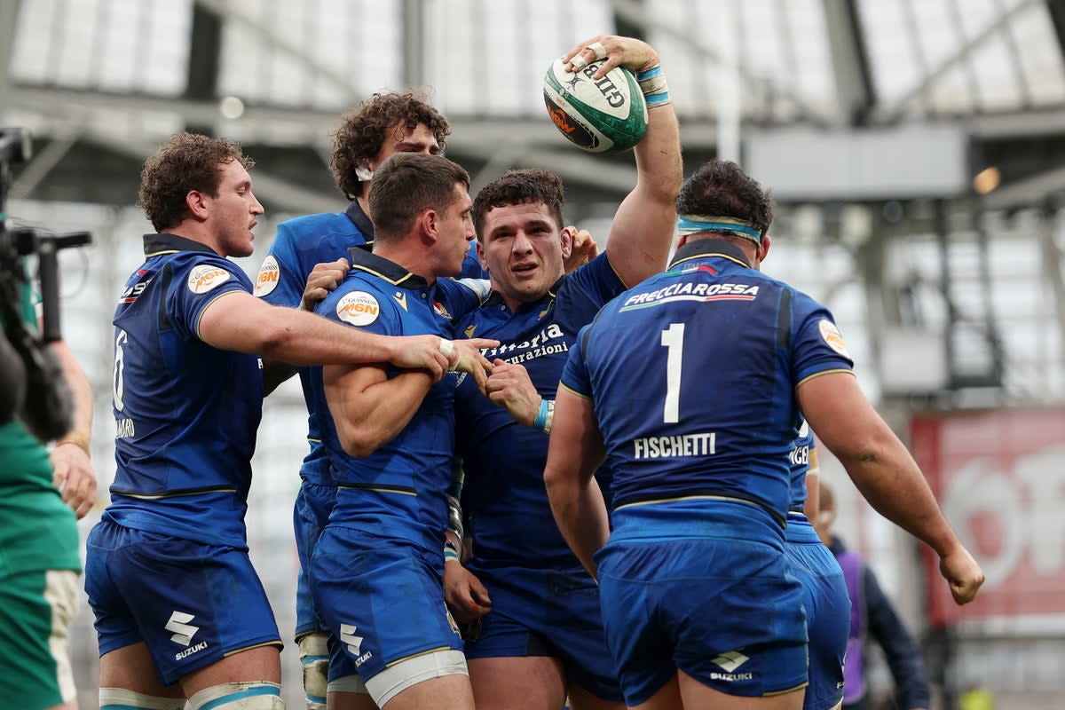 Italy may smell English blood as they seek history in Rome (Getty Images)