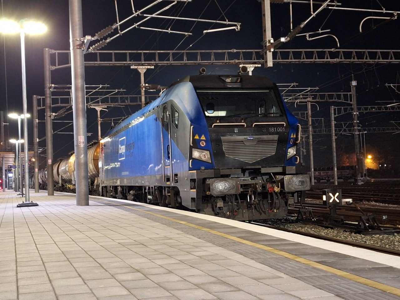 Four-axle mainline DC locomotive Bison from CRRC for the Belgrade–Budapest line