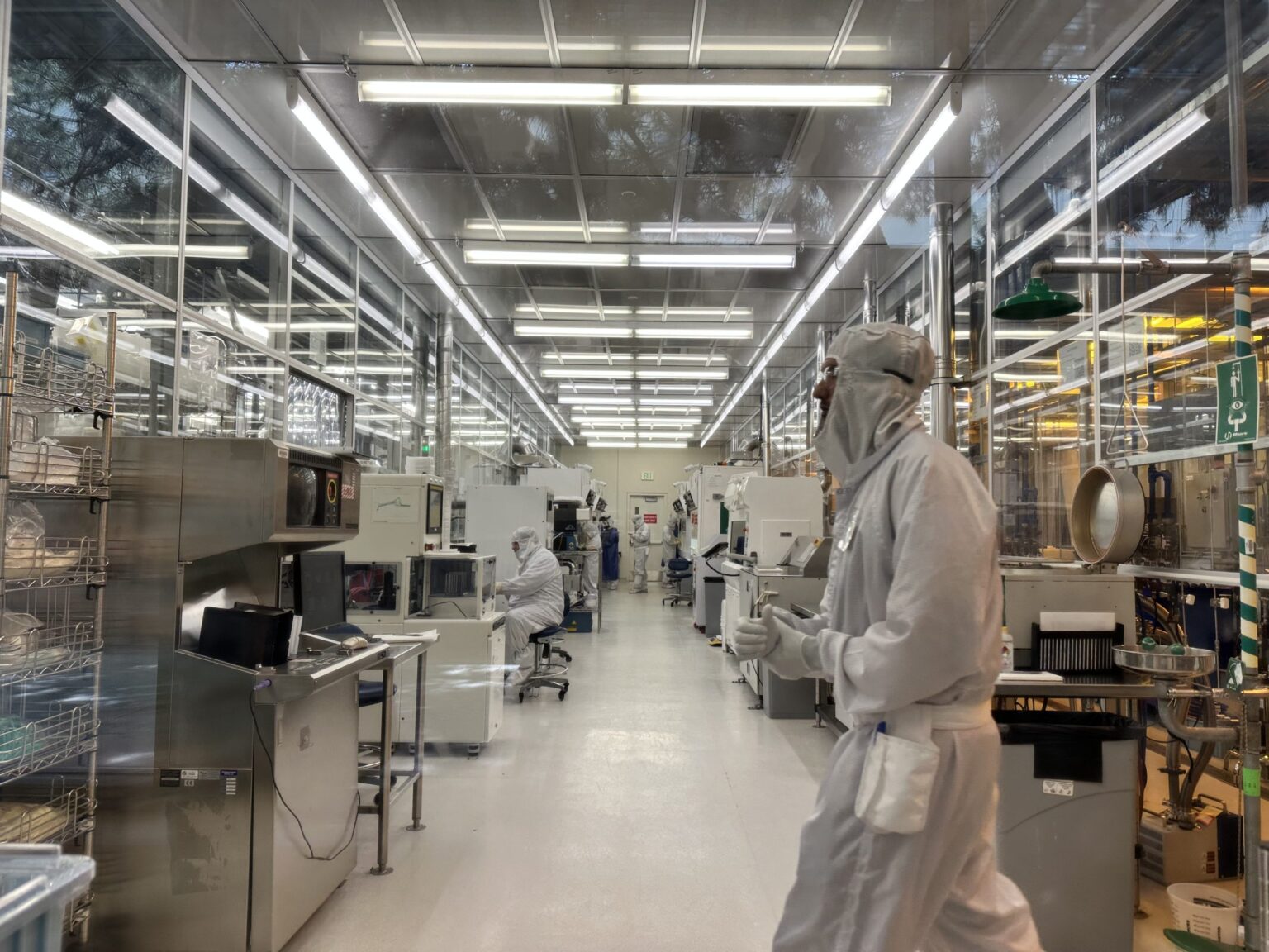 California Leaders Explore UCSB Quantum Physics Research, Look to Grow Economy | Local News