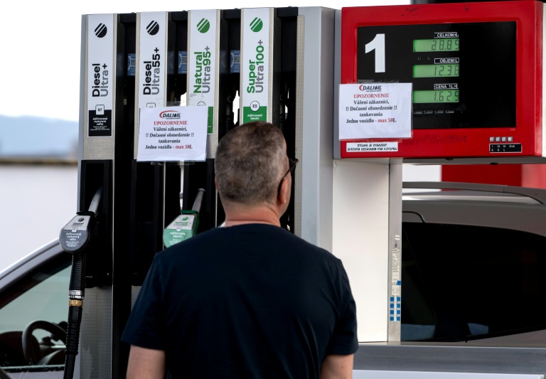 Slovakia curbs diesel sales, ups prices for foreigners Diesel prices for foreigners will be calculated as the average of prices in neighbouring states