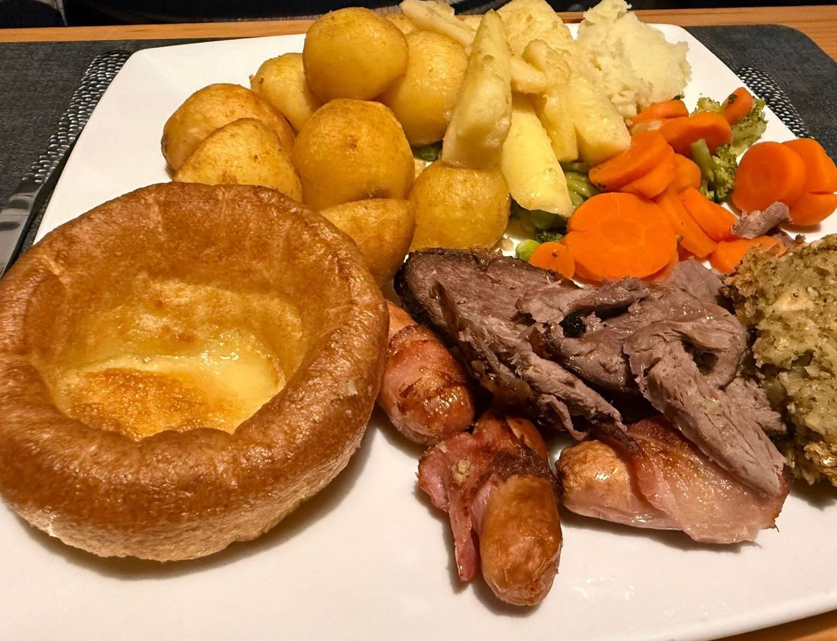 One of the five plates from the Easter Roast Dinner in a box