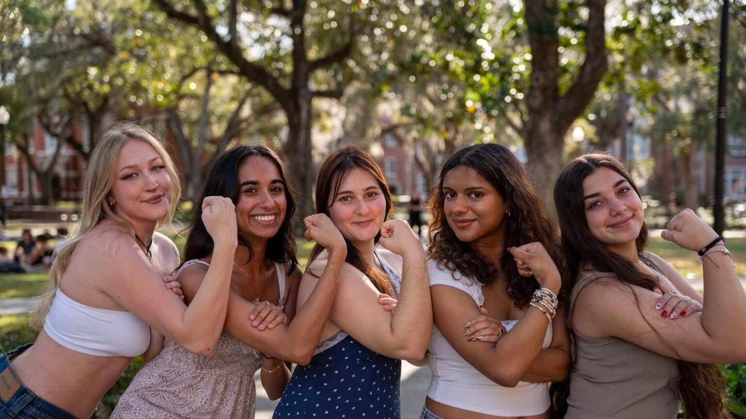 UF students celebrate ‘women supporting women’ through new mental health group