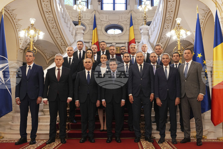 Romania’s Ruling Coalition Shaken amid Tensions, Fate to Be Decided after Easter