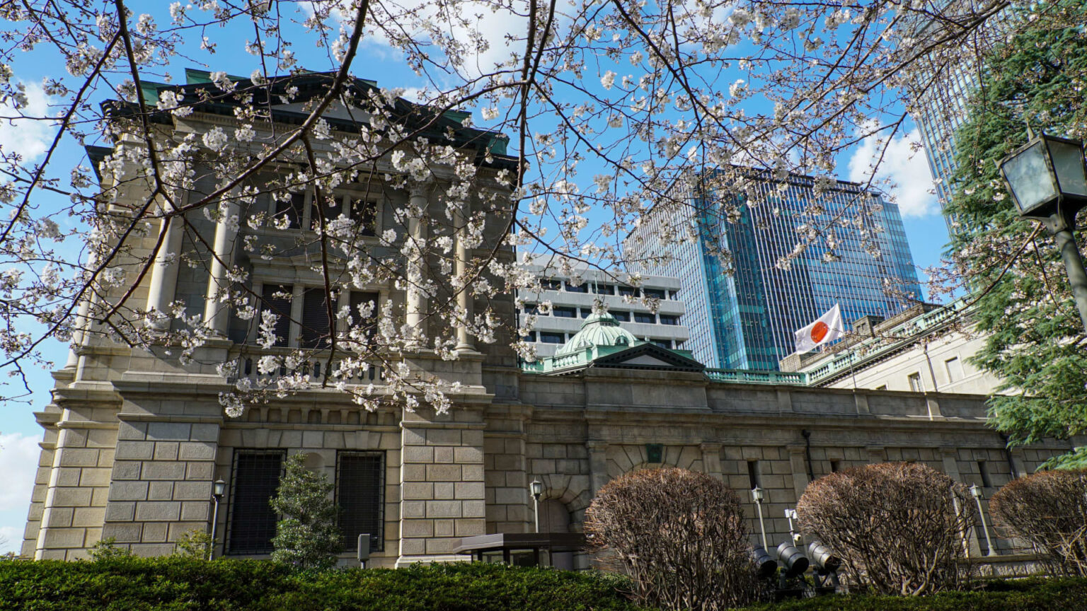 Bank of Japan keeps rates steady as expected, warns Iran war may push up inflation Bank of Japan keeps rates steady as expected, warns Iran war may push up inflation
