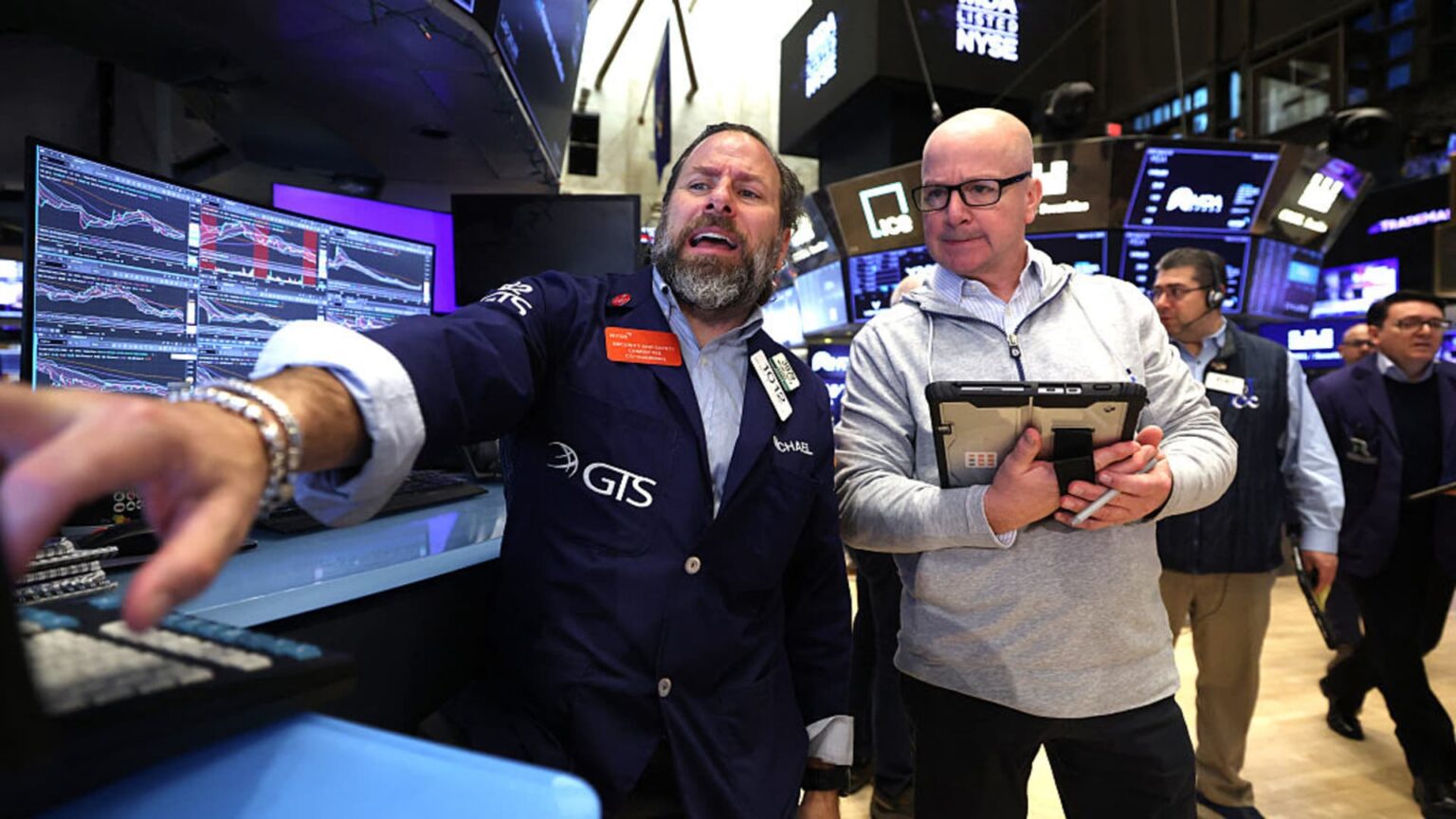 Stock market today: Live updates