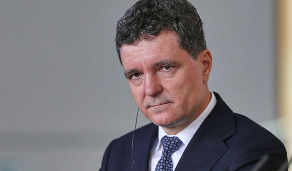 Romania ready to unite with Moldova if citizens wish