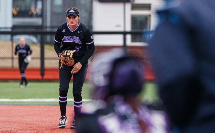 Bears Fall Short in Sunday Showdown with Bulldogs