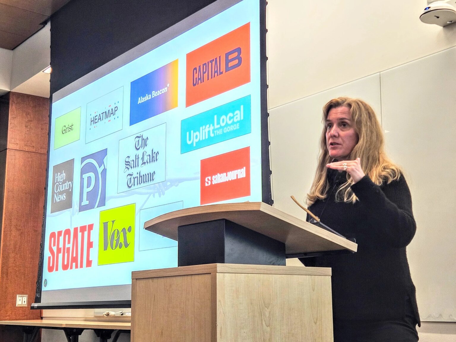 Environmental journalist Nijhuis speaks on plusses and minuses of field, what is needed for future — The Sun Star