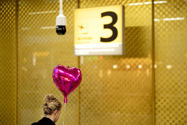 Repatriation begins for Belgians stranded in Middle East Repatriation begins for Belgians stranded in Middle East