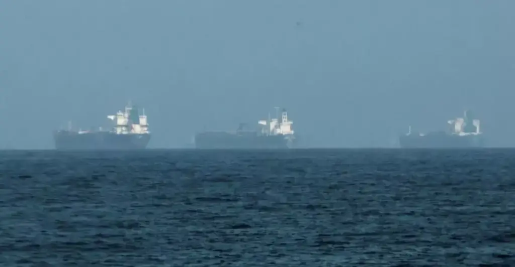 France: Iran's closure of Strait of Hormuz leaves 60 French ships stuck