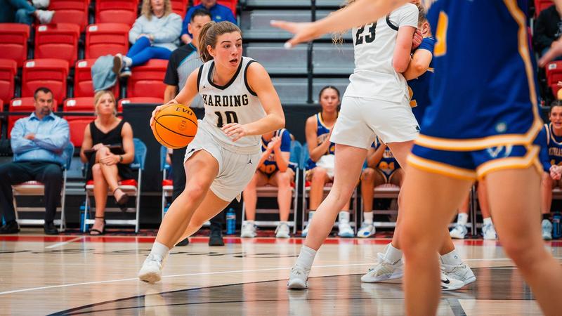 Lady Bisons’ Rally Falls Short in GAC Semifinal Loss to Southeastern Oklahoma