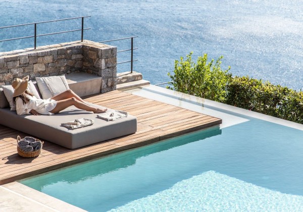 A.M.A Selections Unveils Expanded 2026 Collection of Luxury Holiday Villas Across Greece