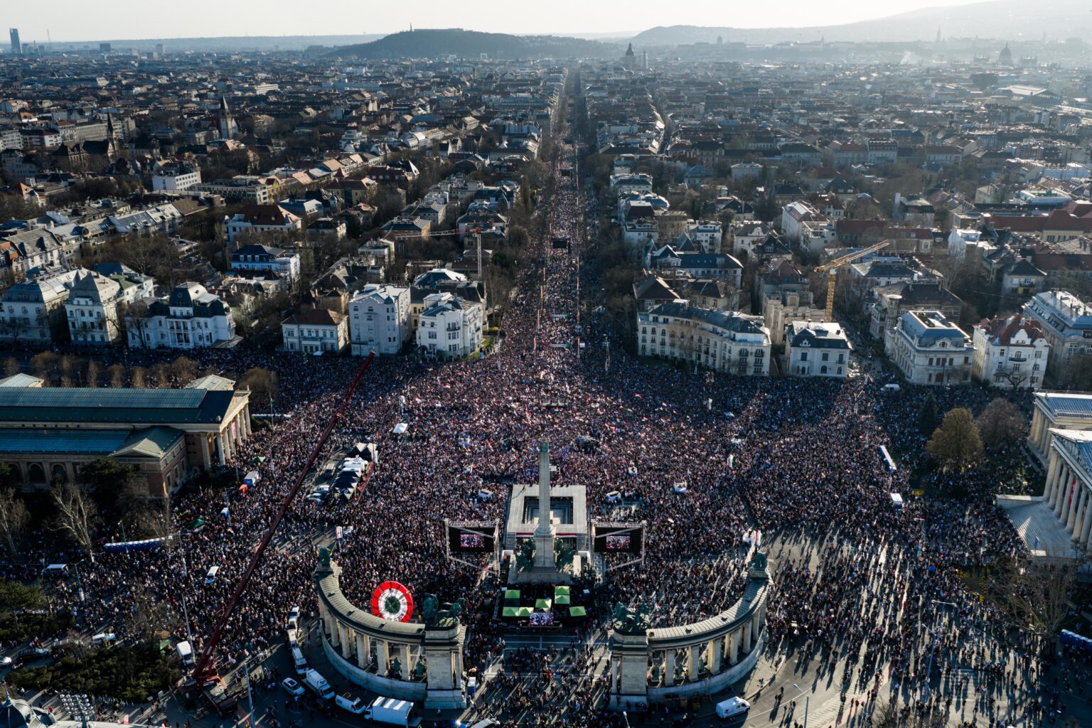 High resolution image of Heroes