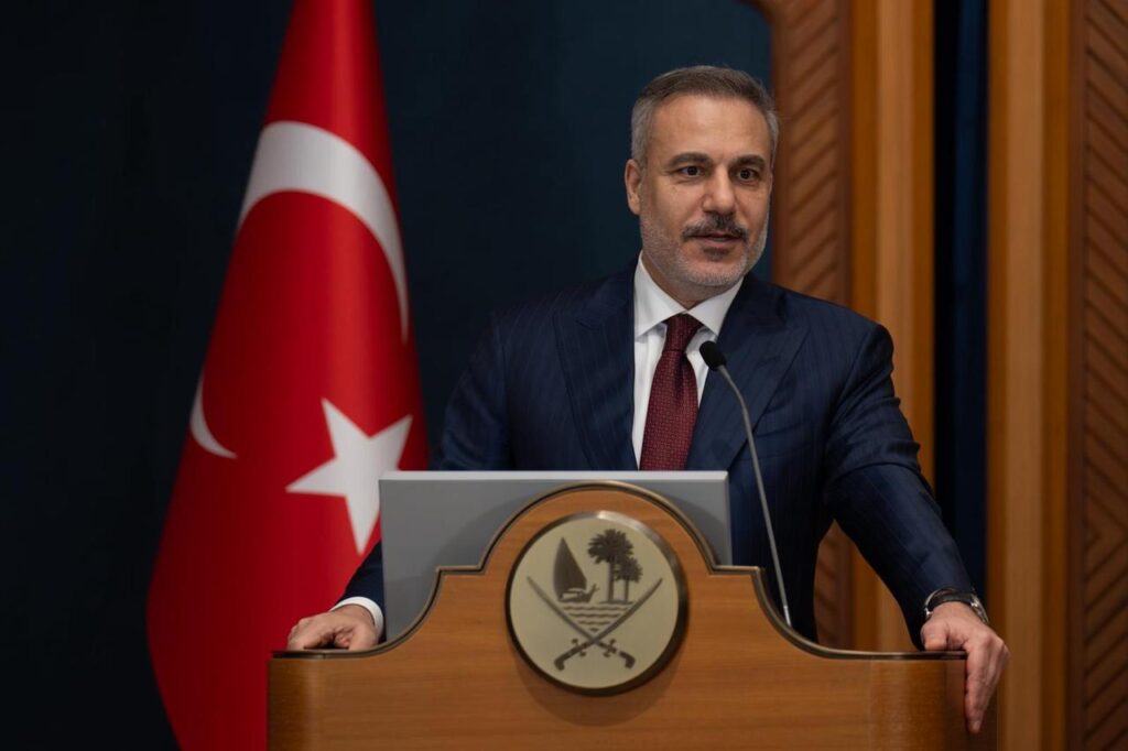 Turkish Foreign Minister Hakan Fidan and Qatar’s Prime Minister and Foreign Minister Sheikh Mohammed bin Abdulrahman Al Thani hold a joint press conference following their meeting in Doha, Qatar, on March 19, 2026. (AA Photo)