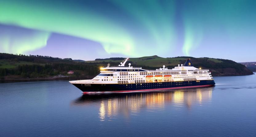 Experience the Ultimate Arctic Adventure: Northern Lights Norway Cruise Aboard Hurtigruten’s MS Trollfjord for Global Travellers