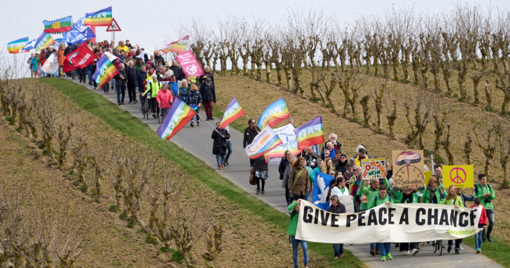 Greenpeace warns of massive costs and escalation risks • Table.Briefings Greenpeace warns of massive costs and escalation risks • Table.Briefings