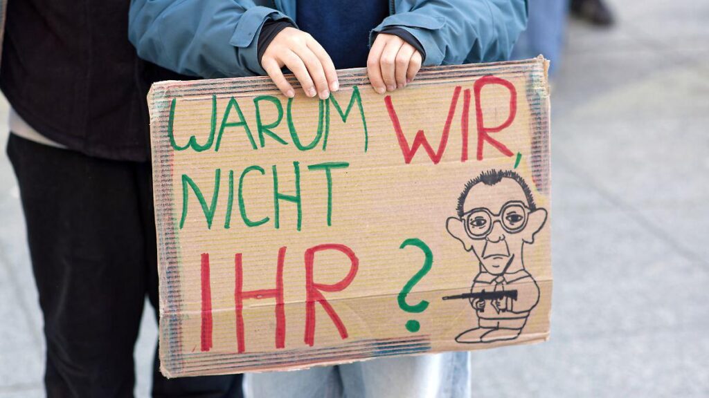 “Something is brewing” among Germany’s youth