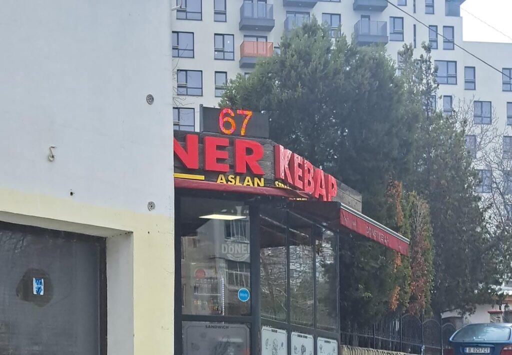 End. Me. Now😐🔫