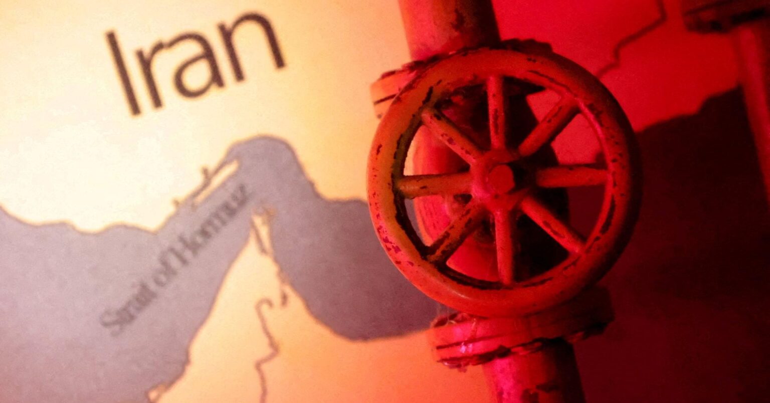 US Navy tells shipping industry Hormuz escorts not possible for now