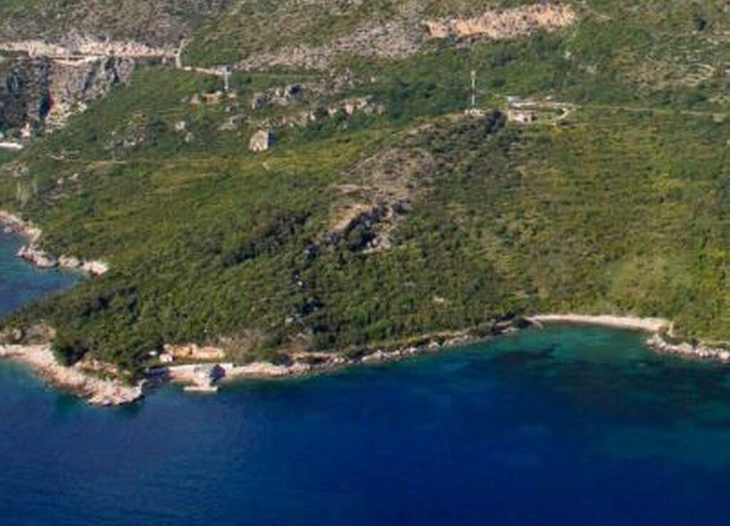 "Dear citizens of Konavle, who have preserved their heritage, how much do you need this real estate speculation on the beach of your childhood?"