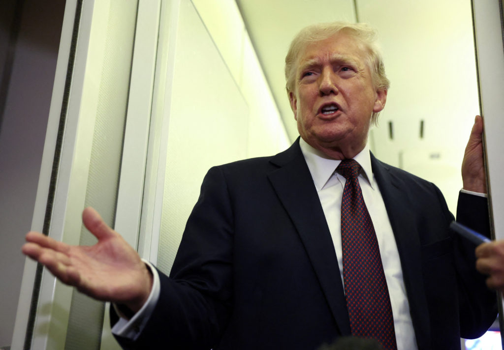 2026-03-16T004155Z_1635508447_RC2C5KATSDWF_RTRMADP_3_USA-TRUMP