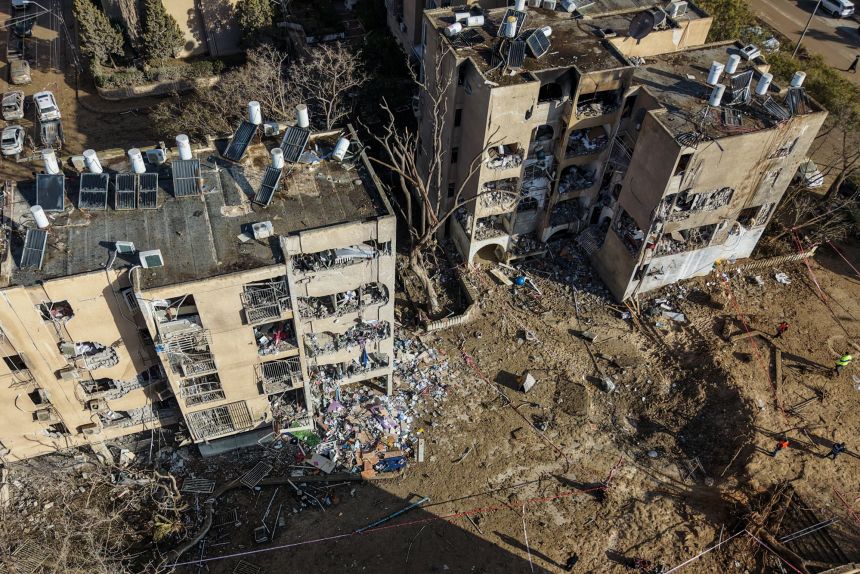 A drone view shows a crater in a residential neighbourhood, following a night of Iranian missile strikes which injured dozens of Israelis, amid the US-Israel conflict with Iran, in Arad, southern Israel March 22, 2026. REUTERS/Dedi Hayun
