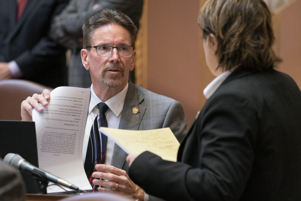 Senator Koran introduces bill to expand mental health access for Minnesotans