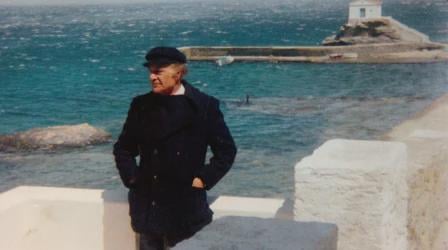 "They gave me the Greek language; the poor house on the sandy beaches of Homer" -Thirty years without the "poet of light and the Aegean", Odysseus Elytis