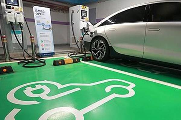 EVs, Hydrogen Cars Likely to Gain Exemption if Gov’t Restricts Driving to Conserve Fuel