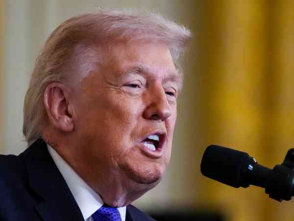 Trump Announces Plans to Strike Iran 'Very Hard' over Next Week