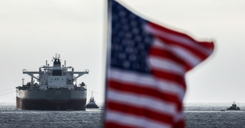 U.S. oil tops $100 as Iran war shows no sign of ending soon