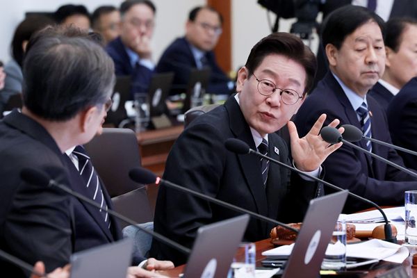 Lee Calls for Extra Budget to Support Small Businesses amid Mideast Crisis